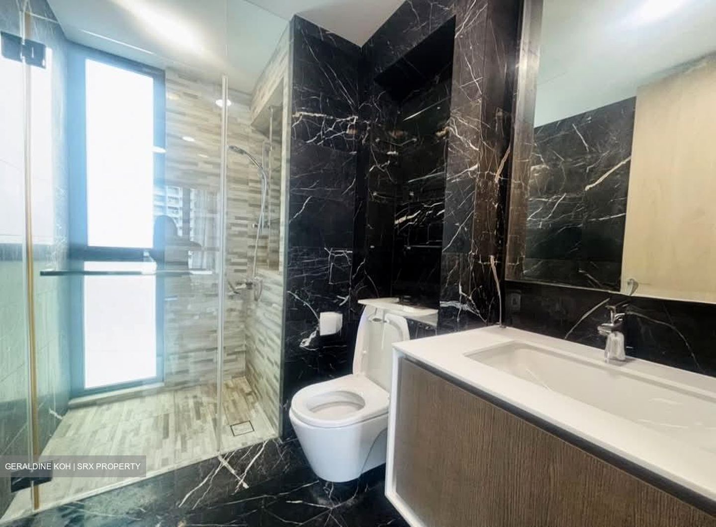 J Gateway (D22), Condominium #575633691